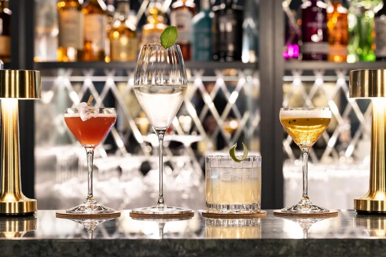*****  Sun Street Hotel Shoreditch London United Kingdom