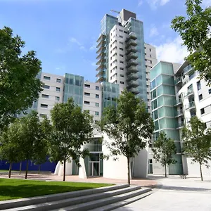 marlin-apartments-empire-square.cambridgehotelsuk.com/