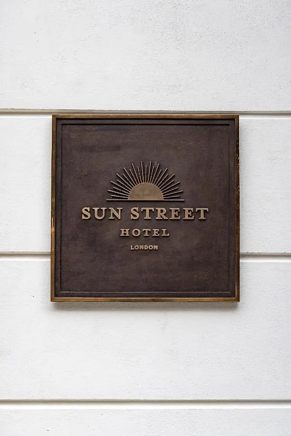 *****  Sun Street Hotel Shoreditch Londýn Velká Británie